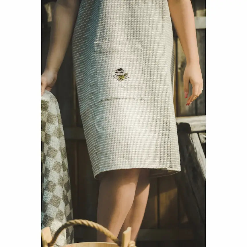 Waffle sauna apron full length (33.5" × 57") | Heritage Sauna®