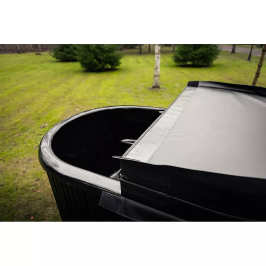 
Lux Artico plunge tub and chiller unit shown together, angled view